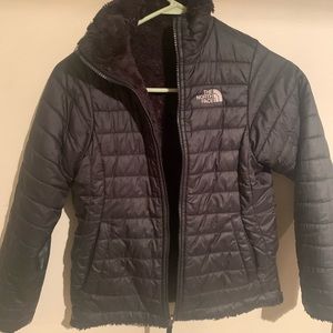 North Face Girls Mossbud 10/12 medium reversible.